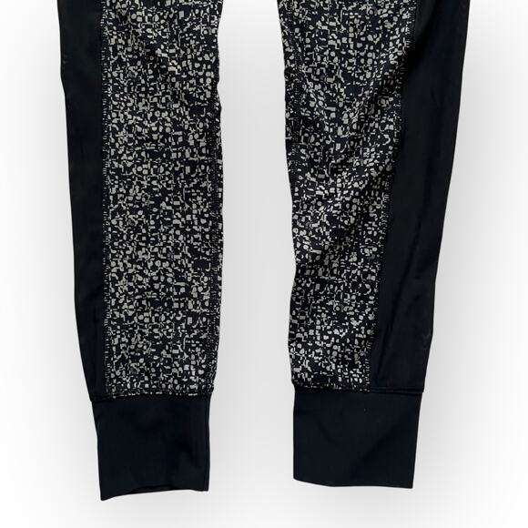 Lole Women's Black & Gray Geometric Sheer Side Activewear 7/8 Leggings Size S - Picture 6 of 13